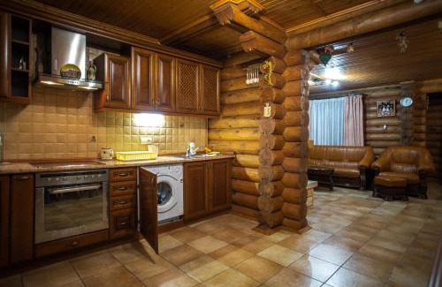 Bukovel Resort | Mini Hotel Laplandiya