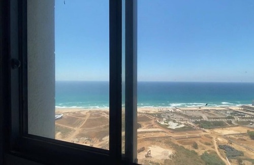 Bat Yam Apartment | Mini penthouse on the 32nd floor in Bat Yam