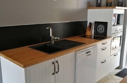 Poggio-Mezzana House | Mini Villa Climatisée les Pieds Dans L'eau