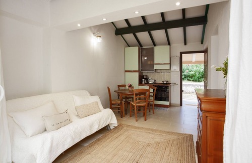 Bravone Villa | Mini-villa, close to the sea, with shared garden and pool