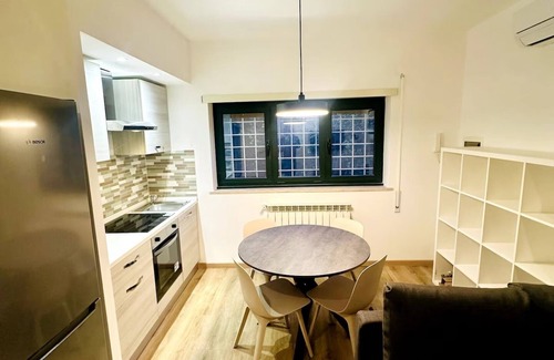 Zona LI La Storta House | Minimal modern bungalow with wifi free park