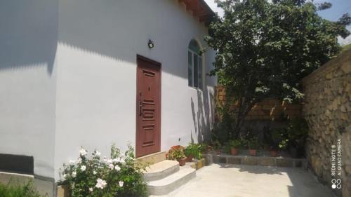 Sheki House | Minimalist Escape