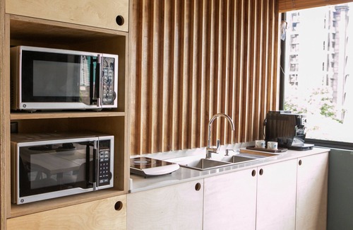 Kapitolyo Apartment | Minimalist Japanese-style Serviced Apartments | Staycation | BGC Area
