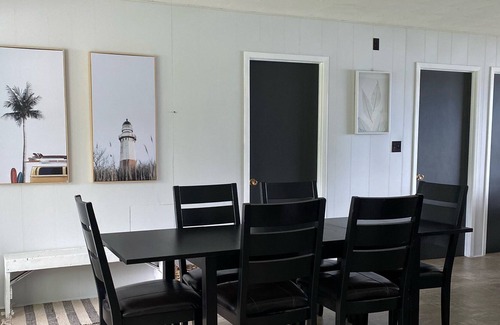 North Algona Wilberforce Cottage | Mink Lake Waterfront Cottage