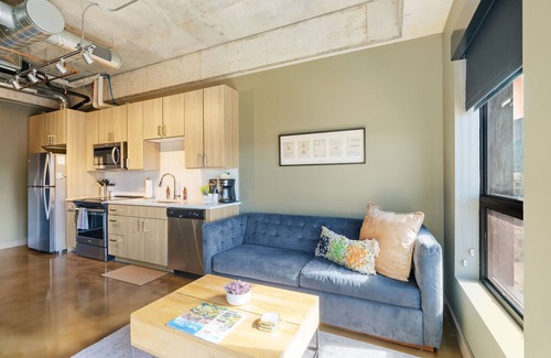 Warehouse District Apartment | MINNeSTAY* Sable 601 North Loop