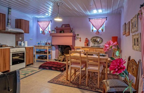 Dikoryfo House | Minodora's Guesthouse
