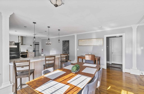 Birmingham House | Mins to Airport & Downtown-Beautiful Tarrant Home