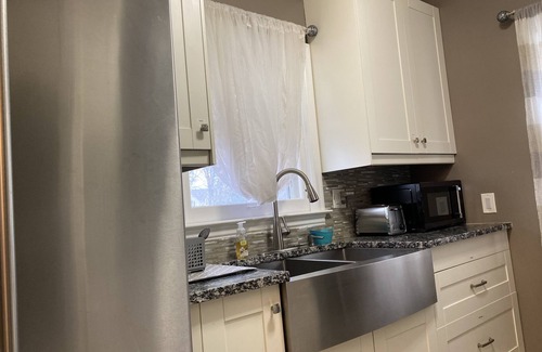 Nokomis House | Minutes away from MOA, MSP airport, Minnehaha Falls, 2bedroom house.