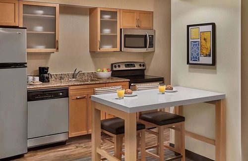 Chesterfield Hotel | Minutes Away from St. Louis Carousel at Faust Park! 2 Units with Private Kitchen