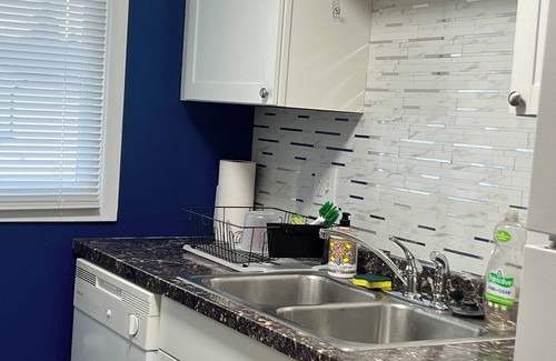 Fairview Apartment | Minutes from downtown Anchorage quiet, gorgeous two bedroom!