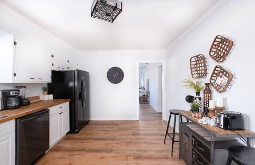 High Springs Apartment | Minutes to Springs! High springs Home Sleeps 6