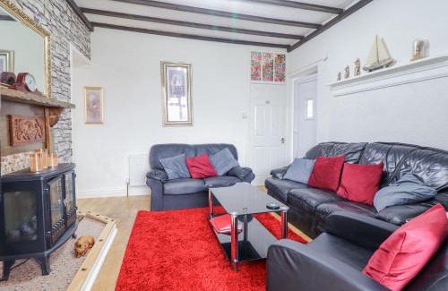 Fairbourne House | Minydon