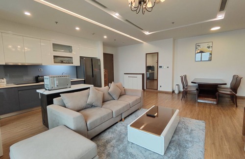 Dich Vong Hau Apartment | Mira Housing- Vinhome Skylake Luxury Apartment