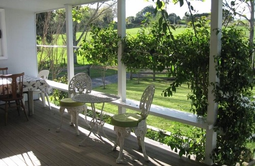 Miranda Cottage | Miranda Valley Orchid Cottage - rural tranquiity