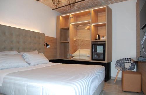 Rocca di Cambio Bed & Breakfast | MIRANDOLINA Bed and Breakfast