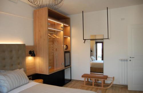 Rocca di Cambio Bed & Breakfast | MIRANDOLINA Bed and Breakfast