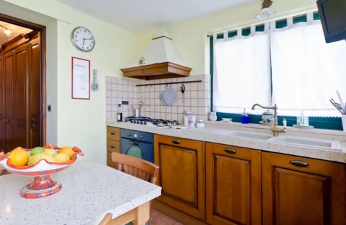 Giardini Naxos Apartment | Miriam Sea Front Apartment with SPA