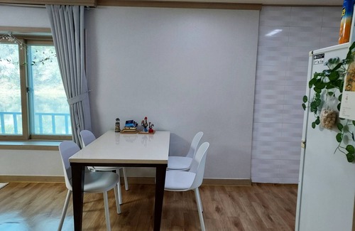 Anseong House | Mirinae Lakeside Marine Villa