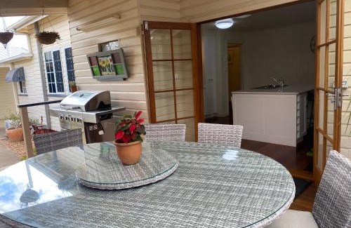 Allora Villa | Mirrabooka Guest House