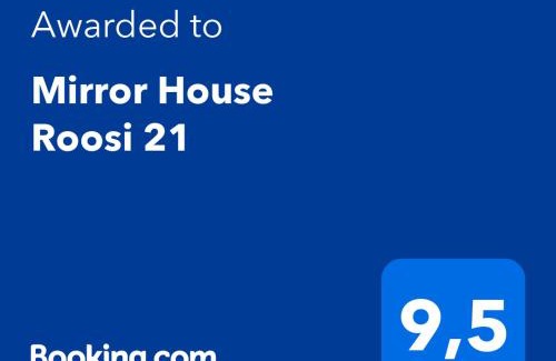 Beach Area House | Mirror House Roosi 21