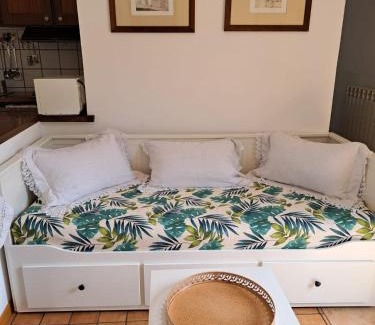 Imperia House | Miss Virginia's Green Cottage