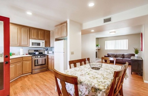 South Mission Beach Condo | Mission Bay Retreat