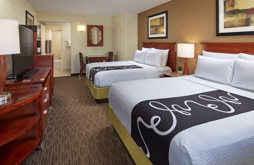 Mission Valley Hotel | Mission View Inn & Suites San Diego Sea World - Zoo