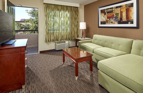 Mission Valley Hotel | Mission View Inn & Suites San Diego Sea World - Zoo