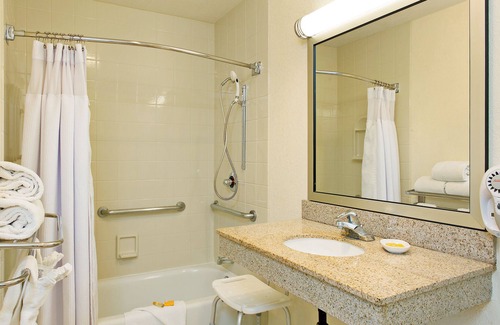 Mission Valley Hotel | Mission View Inn & Suites San Diego Sea World - Zoo
