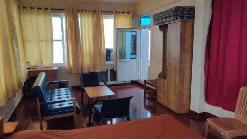 Meppadi House | Mist Valley-Valathoor
