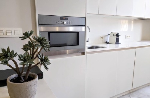 Triana Apartment | Misterhost Attorney Triana III - Private terrace