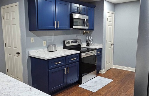Blytheville House | "Misty Blue"-Newly Renovated home in Blytheville