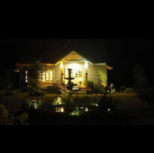Khao Kho House | Misty English Cottage