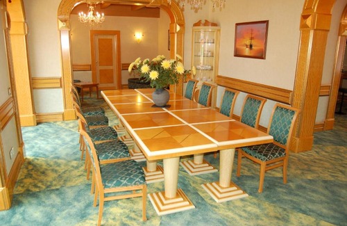 Yuzhno-Sakhalinsk Hotel | Mitos Hotel Cat B