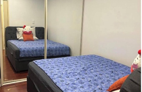 Macquarie Fields Bed & Breakfast | MJED House is located at Macquarie Fields in ducted air-conditioned & Free WIFI