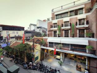Hang Buom Hotel | MK Premier Boutique Hotel