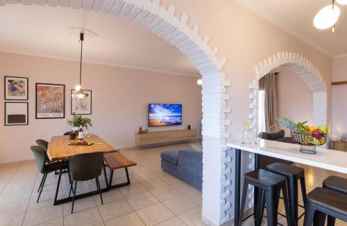 Asini Apartment | Mnḗmē