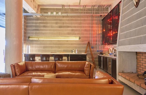 Viana do Alentejo Cabin | Moagem Industrial Lodge