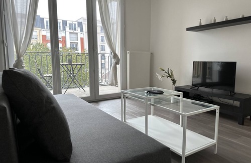 Le Blanc-Mesnil Apartment | Moaki Paris : Luxury apartment, free parking, 3 stars ⭐️ ⭐️