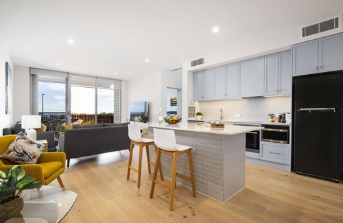 Adelaide Apartment | Moana Beach, Seafront Apartment