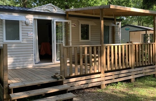 Saint-Cheron House | Mobile Home Dans un Lieu Calme au Cœur de la Verdure