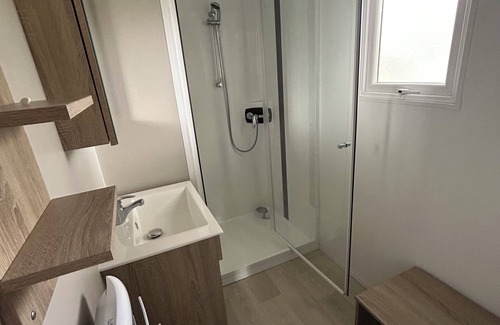 Saint-Michel-en-Greve House | Mobile-home BRETAGNE in Camping ****Paradis, weekly rental