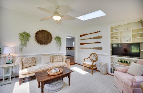 Bohannon House | Mobjack Bay Rental on Private Cove!