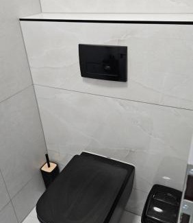 Bobrov Apartment | Moderný 3 - spálňový apartmán s veľkou terasou