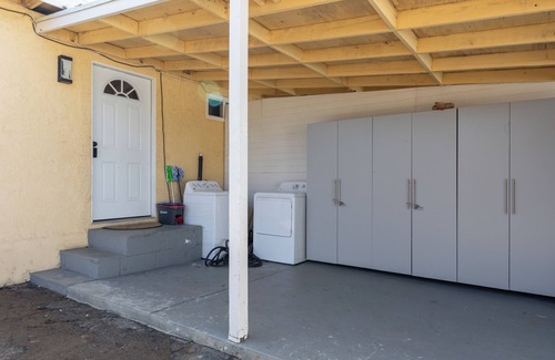 Placentia House | Modern 1-Bed Home in Placentia w/Smart TV, Wifi, Parking near DIsneyland