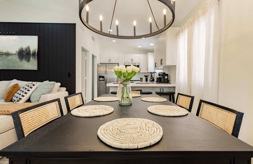 Silverado Ranch House | Modern 1 Story Home w 3BR, Pool, Hot Tub, Sleeps 6