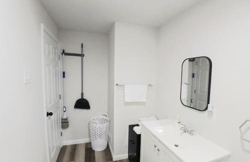 Potomac Apartment | Modern 2-BD Apartment with Prime Location and Private Access Door