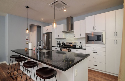 Land Park House | Modern 2 bed/2.5 bath home with functional with a dedicated work space.