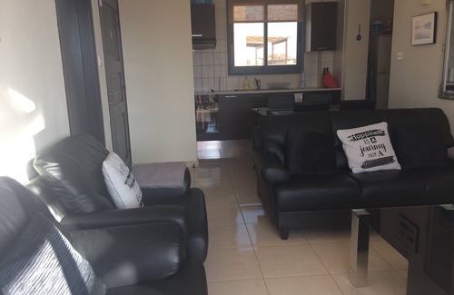 Universal Apartment | Modern 2 bed apartment with WiFi situated in the Universal Area of Paphos