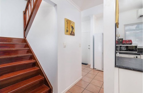 Port Douglas House | Modern 2 bed townhouse with pool